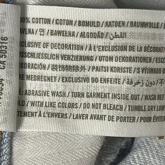 ABERCROMBIE & Fitch Mom Jeans 26 / 2 High Rise Raw Hem Acid Light Wash - Picture 8 of 8